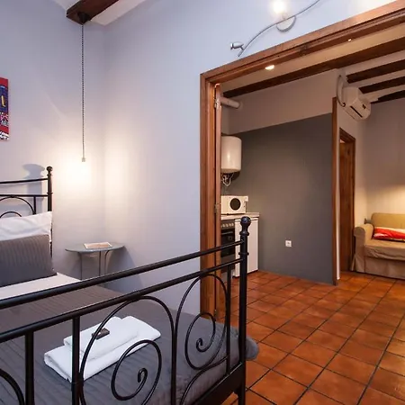 Plaza Real Hotel 2*
